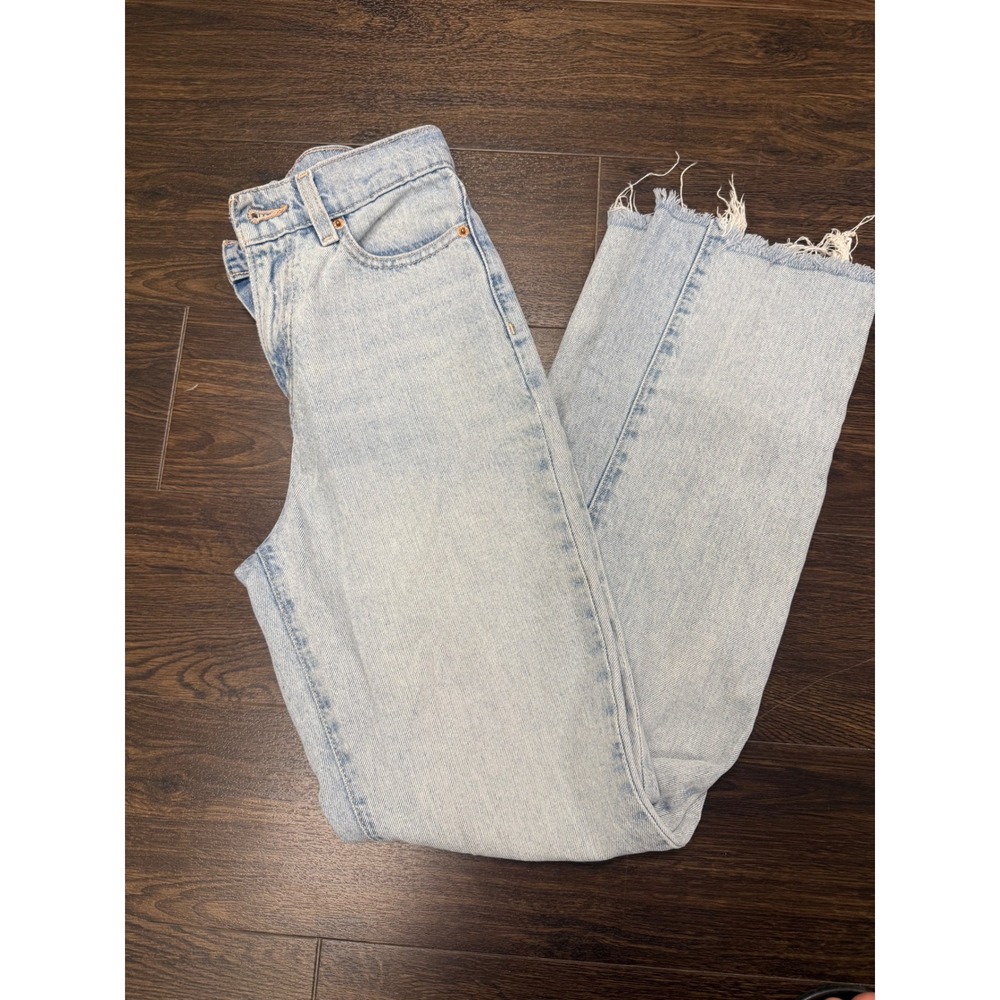 BDG Urban Outfitters Light Wash High Rise Slim Jeans‎ - Size 25